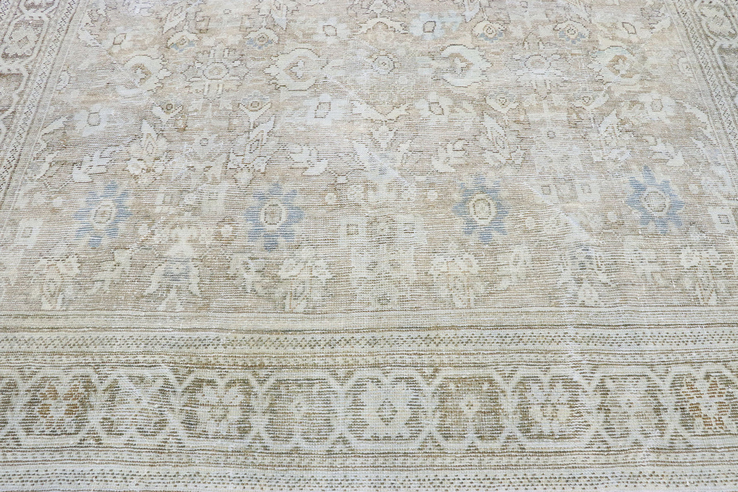 7 x 11 Vintage Persian Mahal Rug 53475