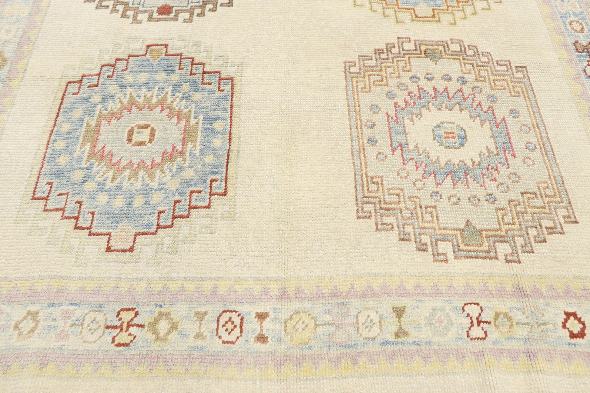 6 x 9 Modern Turkish Oushak Rug 53532