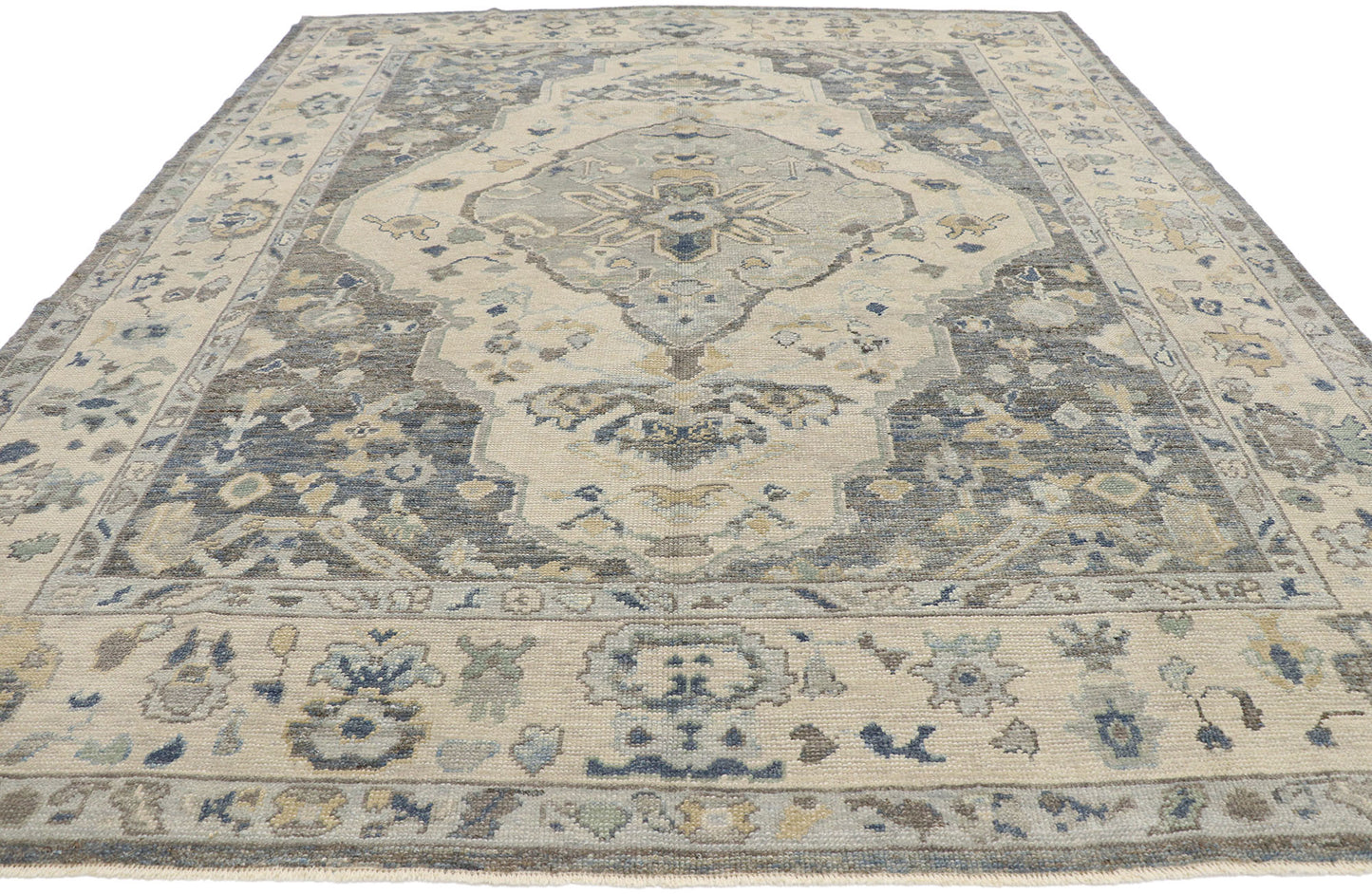 8 x 10 Turkish Oushak Rug 53556