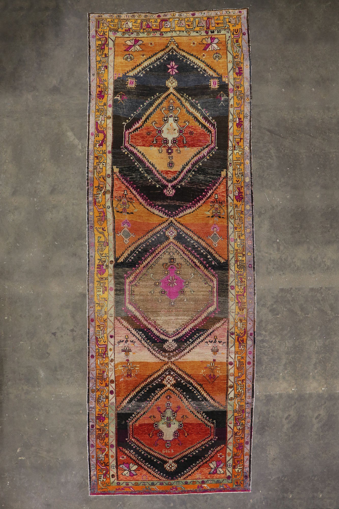 6 x 18 Vintage Turkish Kars Rug 53574