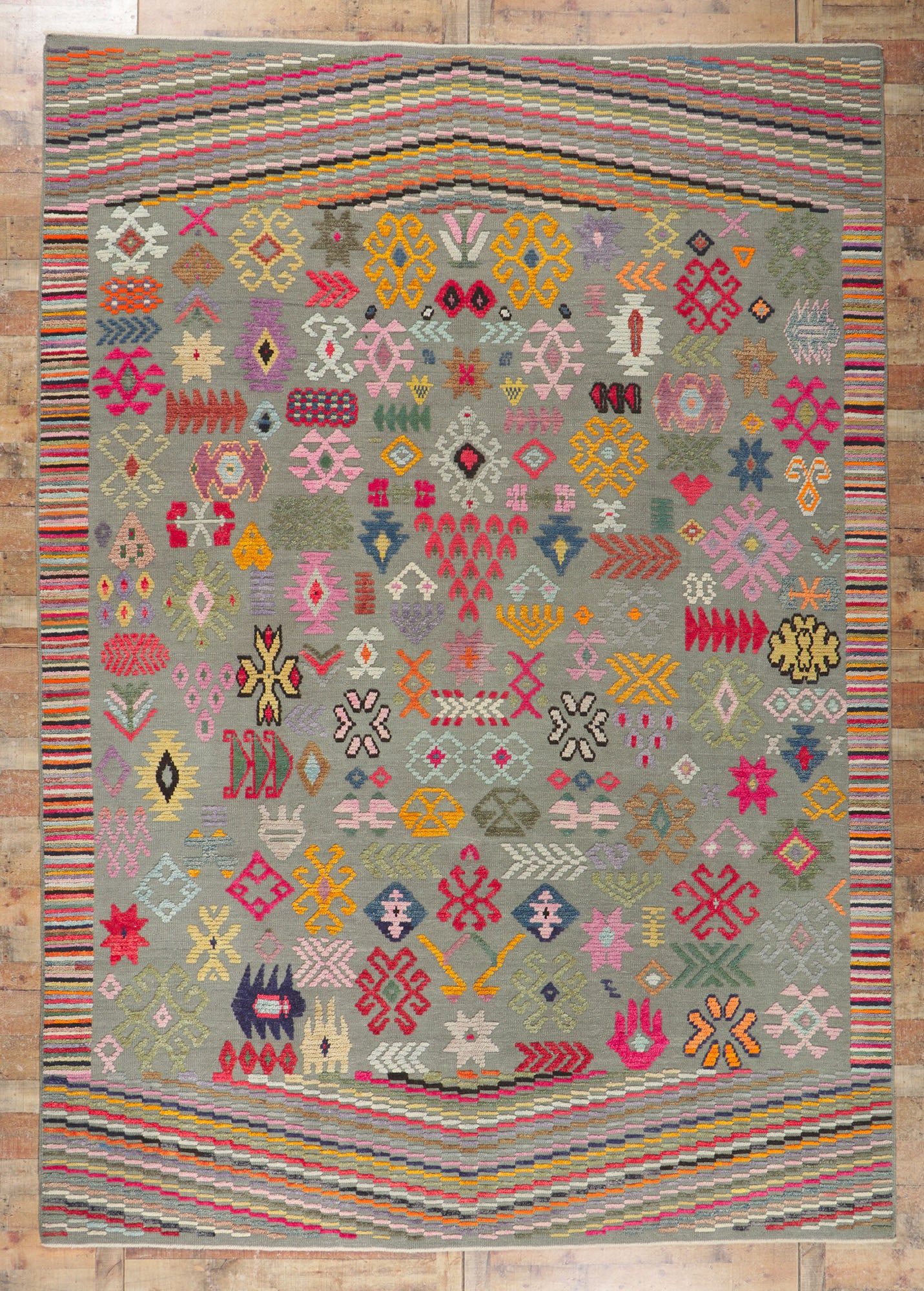 10 x 14 Modern High-Low Turkish Rug 53784