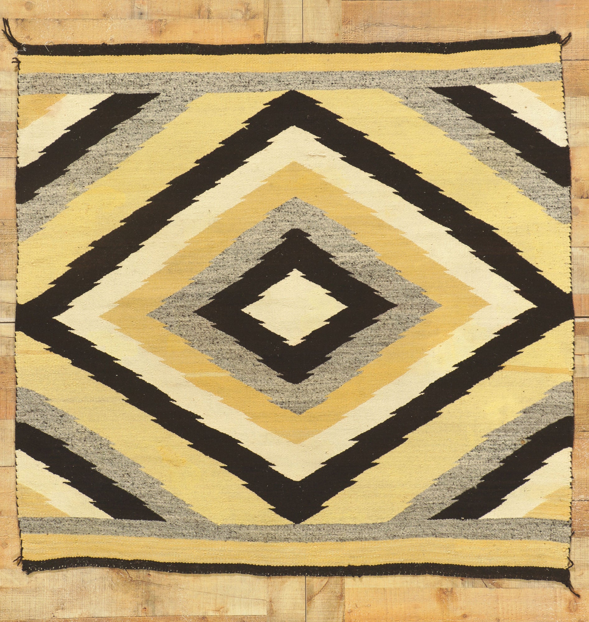 5 x 5 Antique Eye Dazzler Navajo Rug 78503