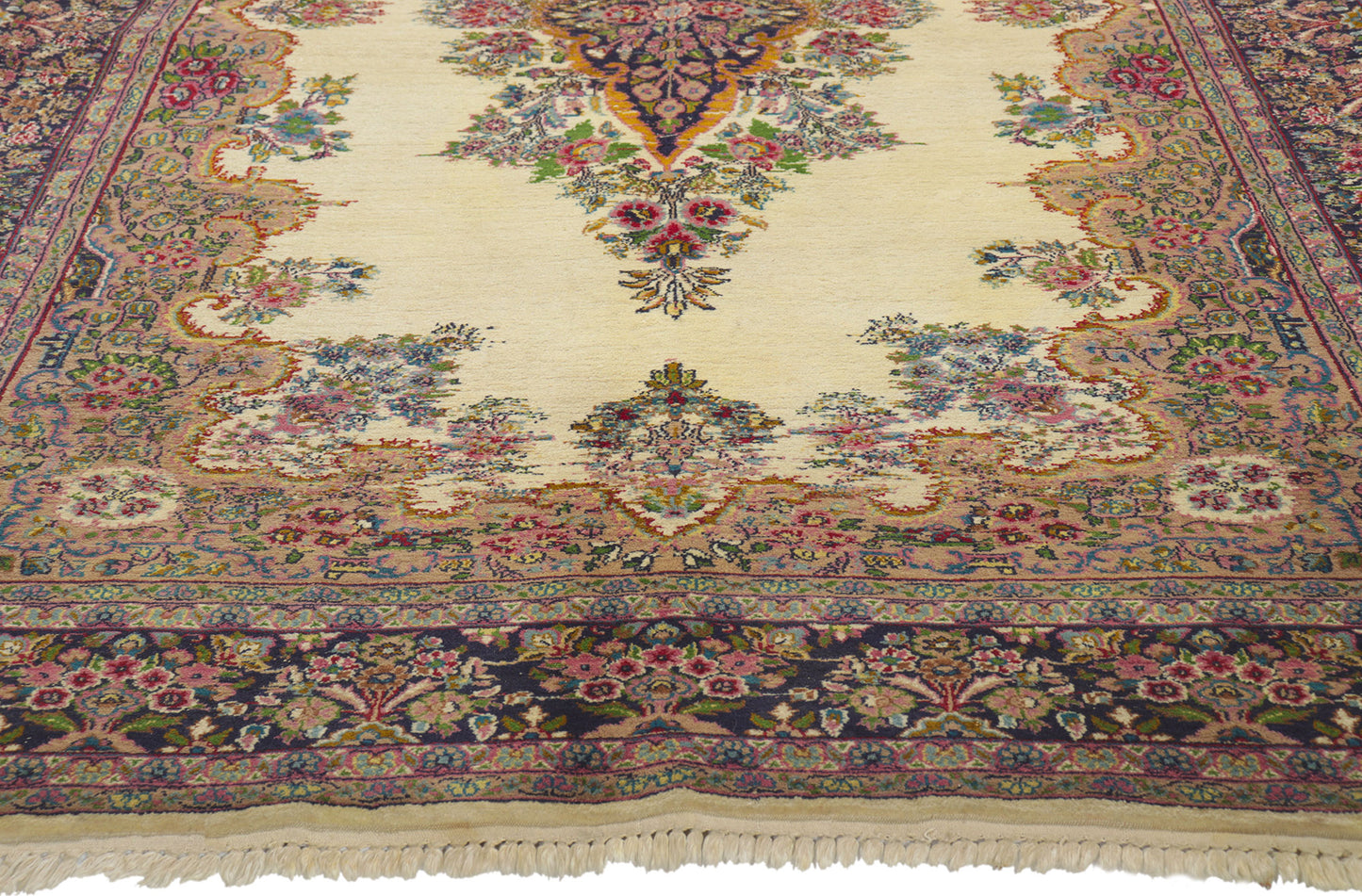 5 x 7 Vintage Persian Kerman Rug 76707