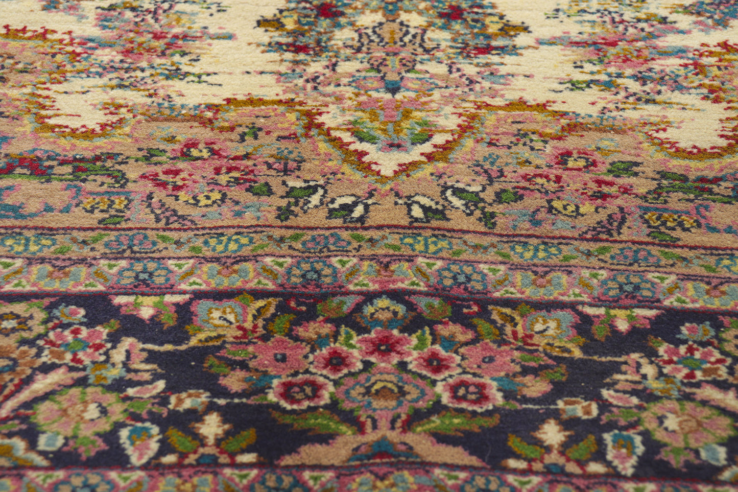 5 x 7 Vintage Persian Kerman Rug 76707