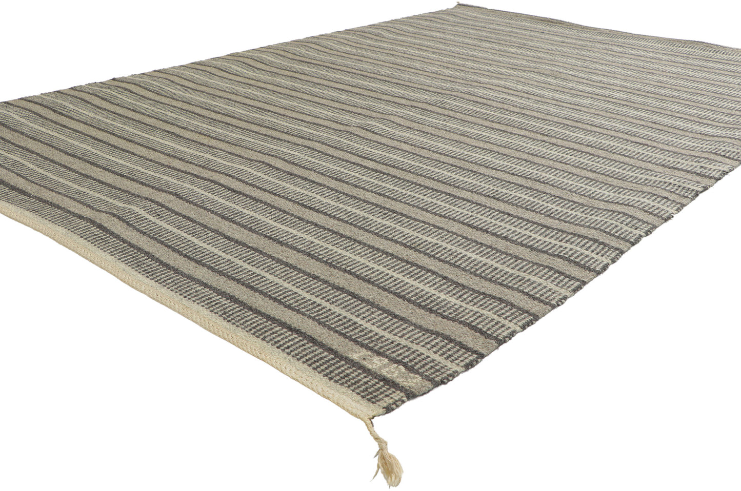 5 x 7 Vintage Swedish Rollakan Rug 78481