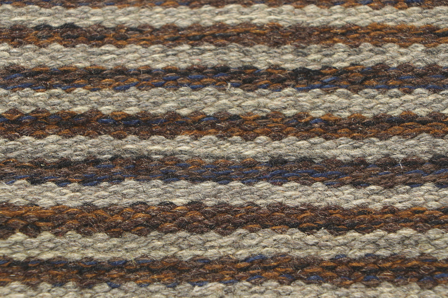 5 x 7 Gunilla Fleming Borgstrom Vintage Swedish Rollakan Rug 78484