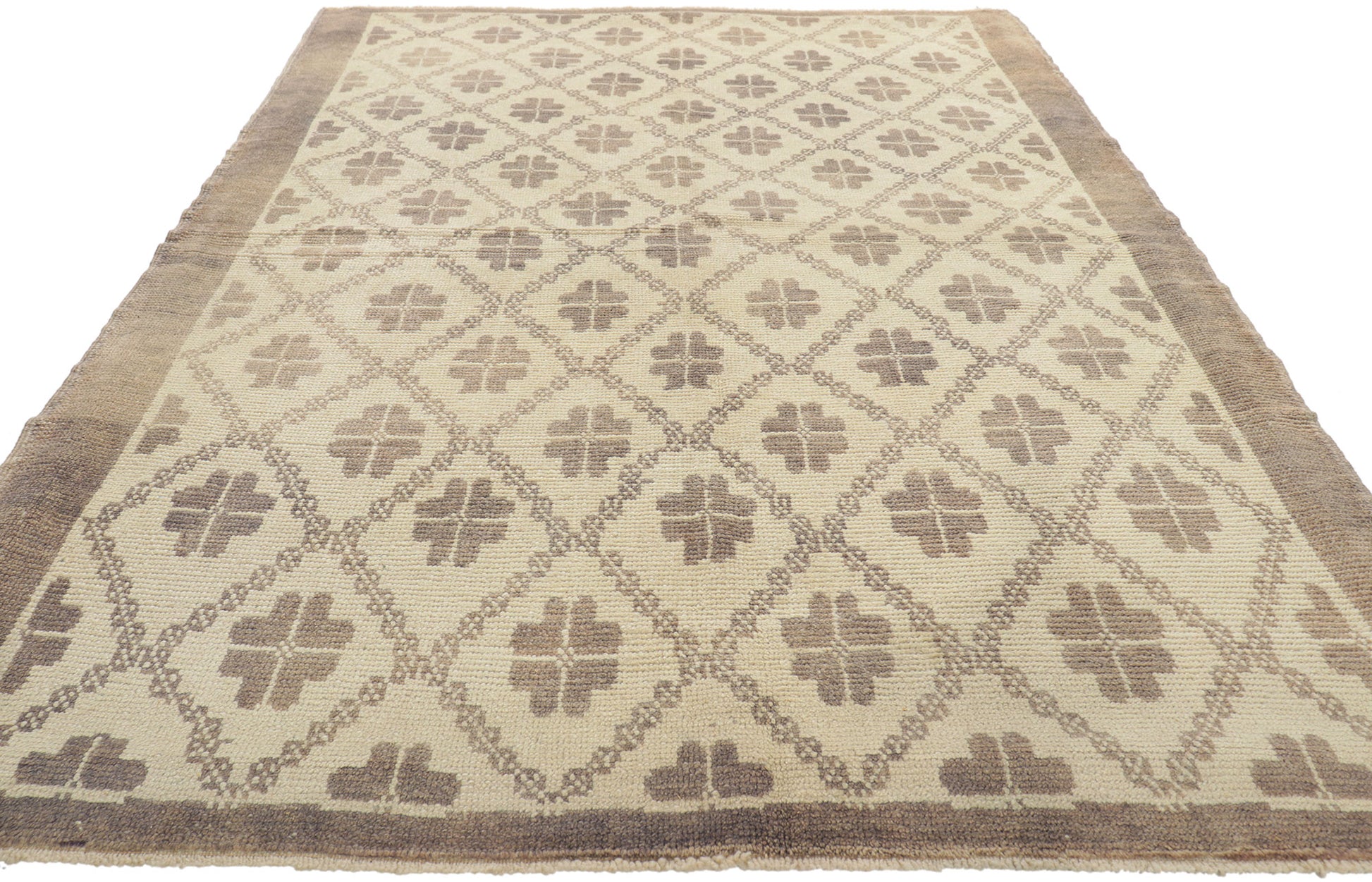 5 x 7 Vintage Turkish Oushak Rug 52383