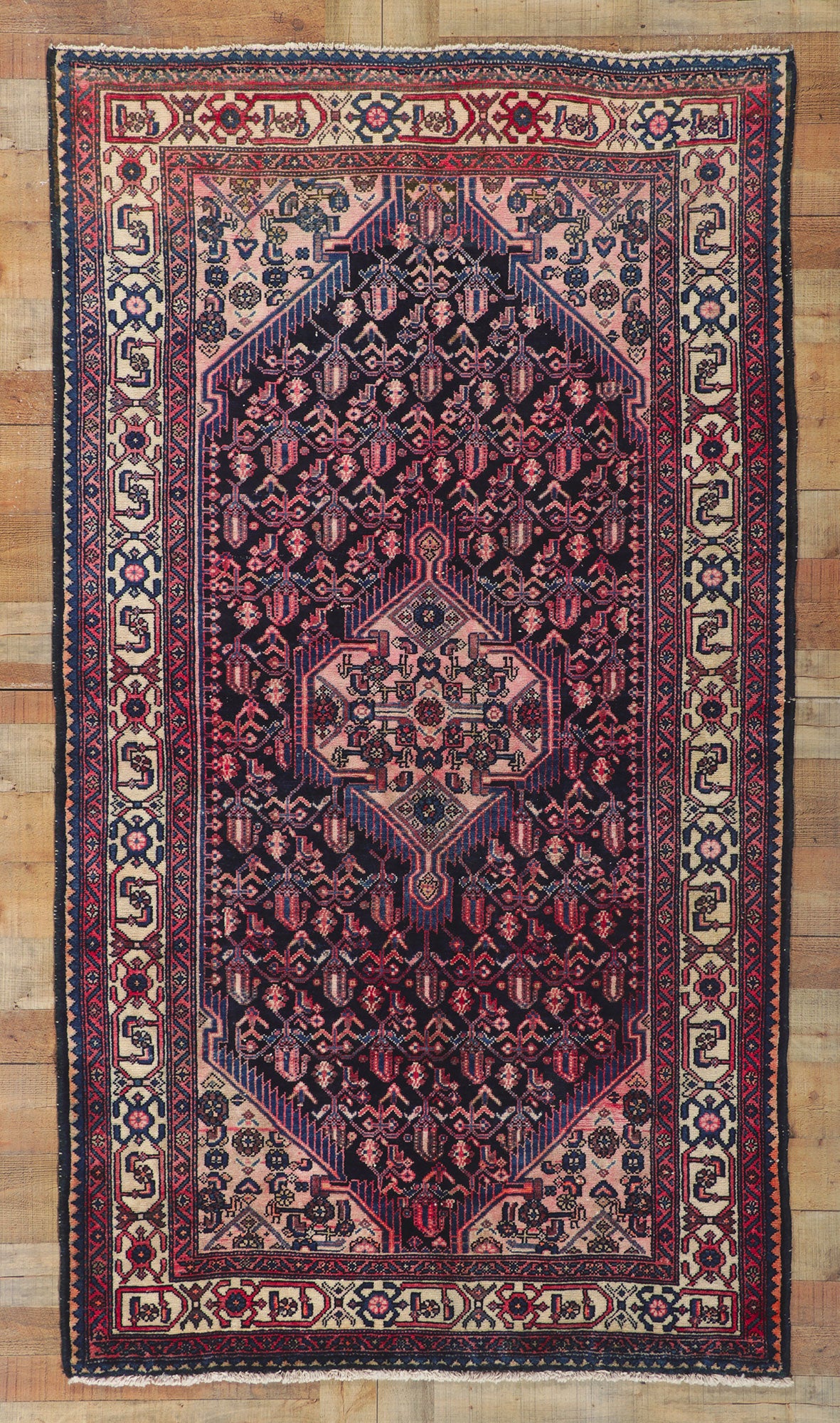 5 x 8 Vintage Persian Hamadan Rug 61122