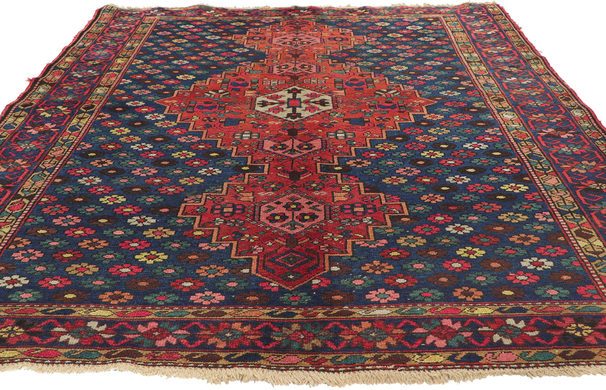 5 x 7 Antique Persian Bakhtiari Rug 73281