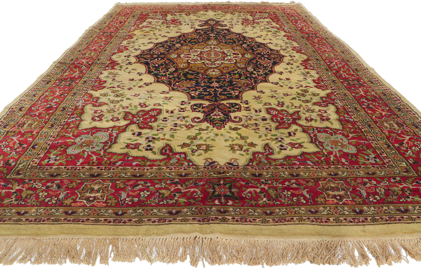 6 x 11 Vintage Indian Isfahan Rug 78304