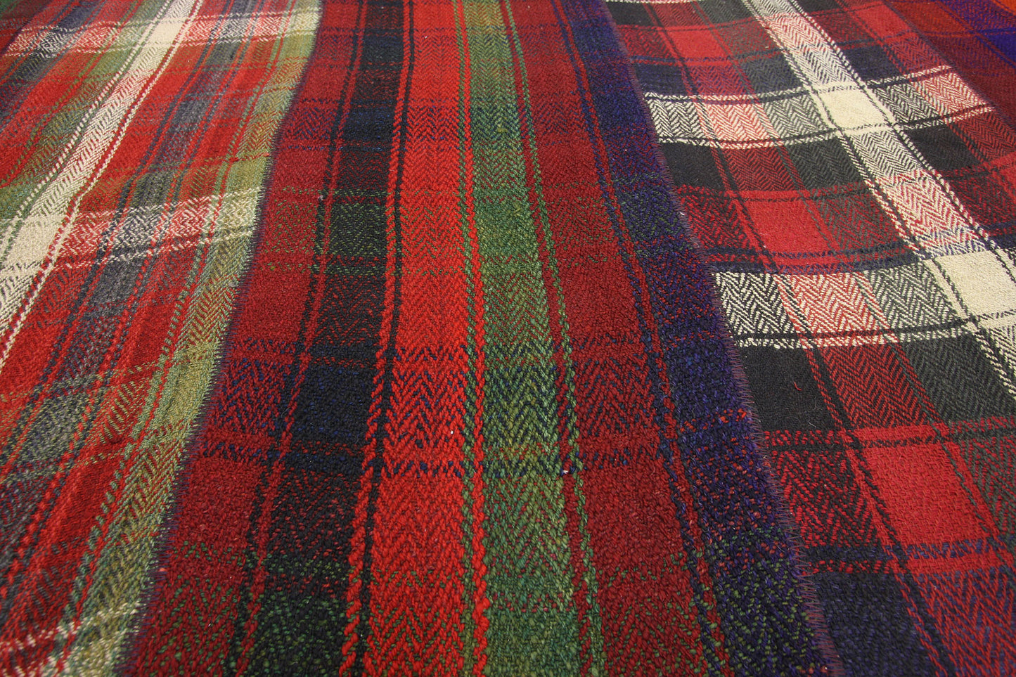 10 x 12 Vintage Kilim Rug 60800