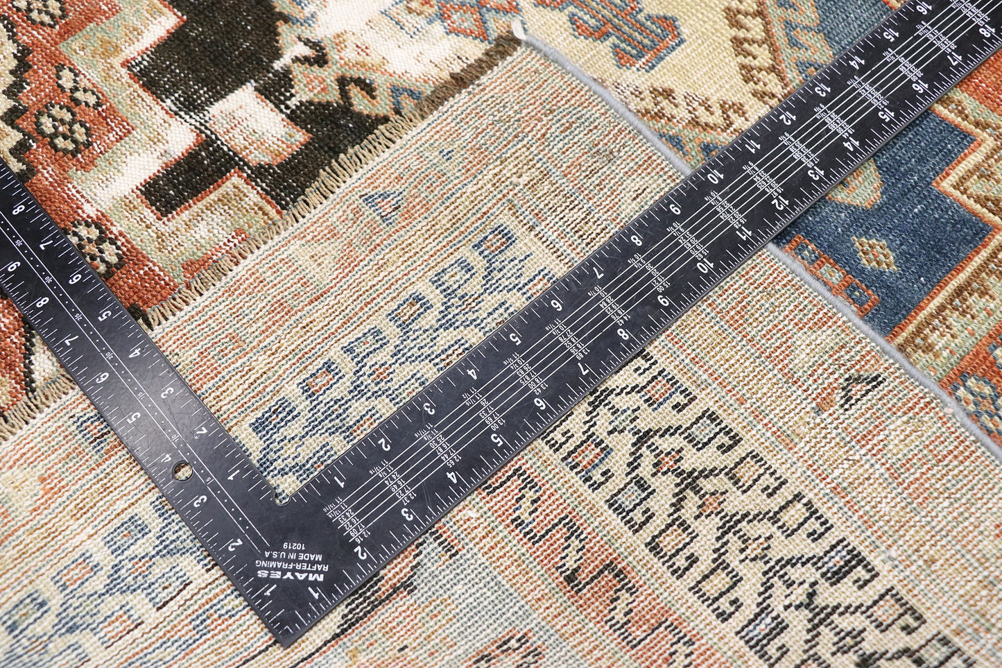 4 x 5 Antique Persian Shiraz Rug 60897