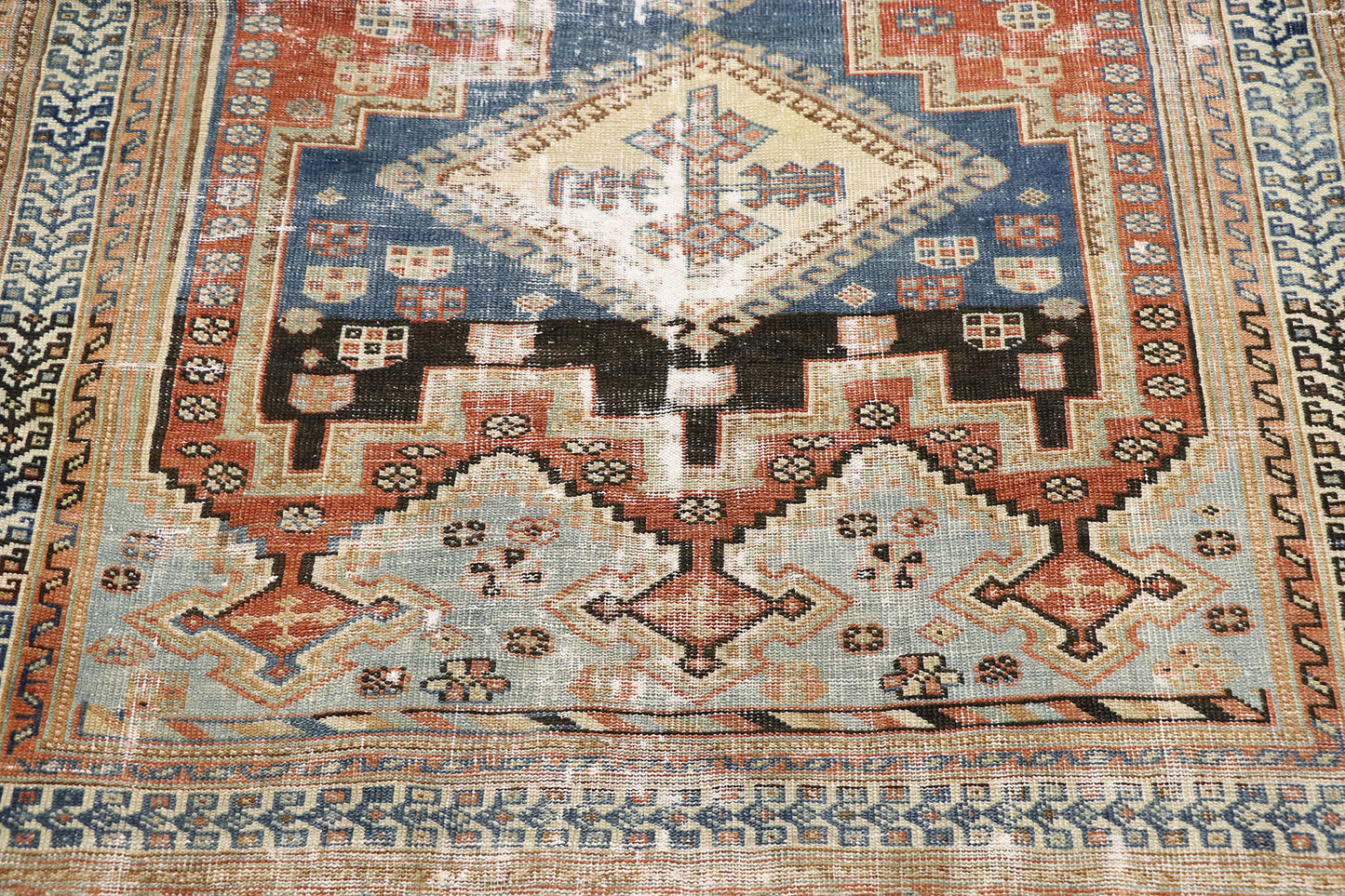 4 x 5 Antique Persian Shiraz Rug 60897