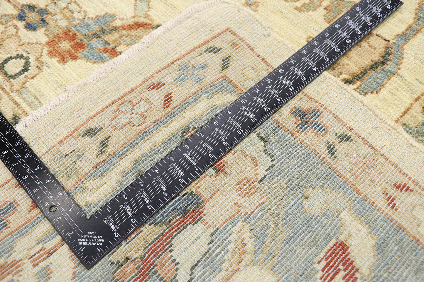 7 x 9 Persian Sultanabad Rug 60907