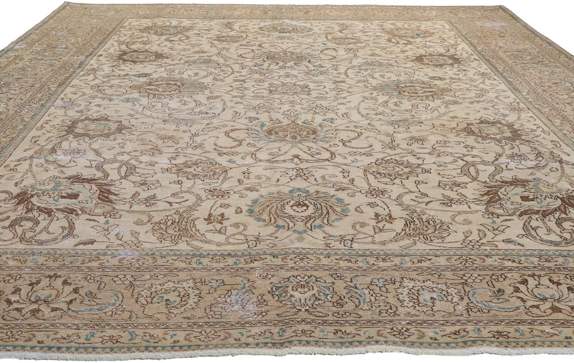 10 x 13 Vintage Persian Tabriz Rug 61015