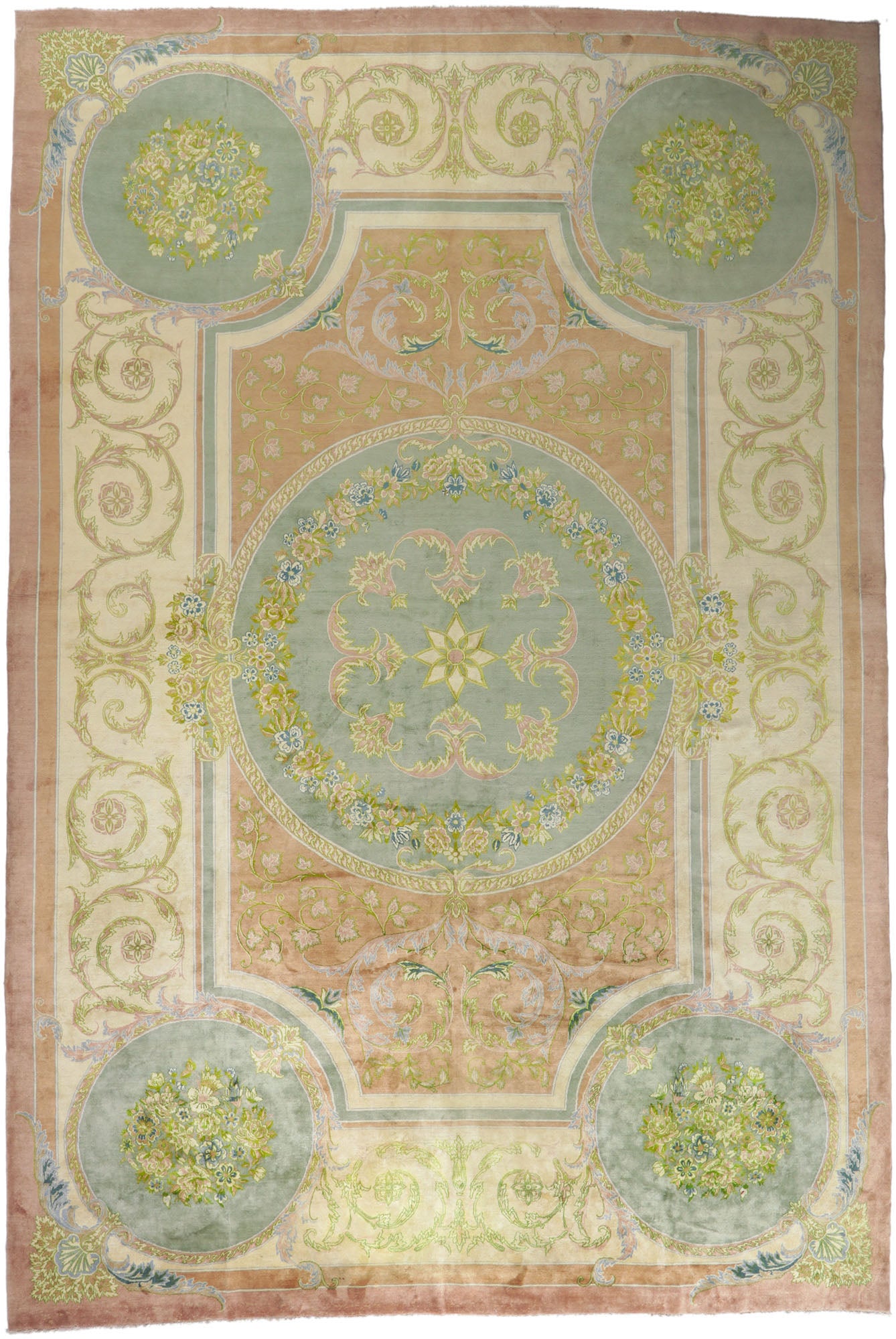13 x 20 Vintage Persian Isfahan Rug 61025