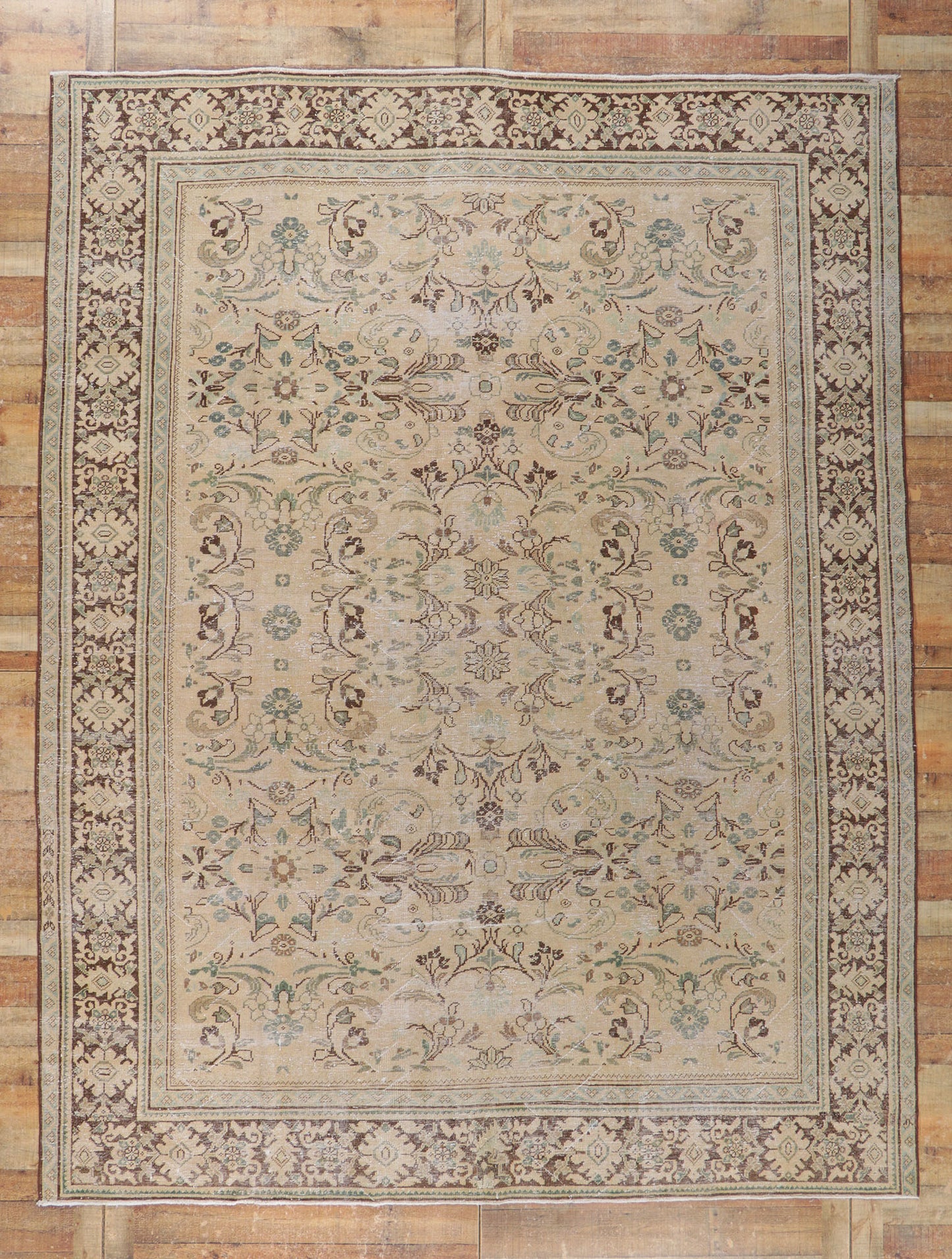9 x 12 Antique-Worn Persian Mahal Rug 61028