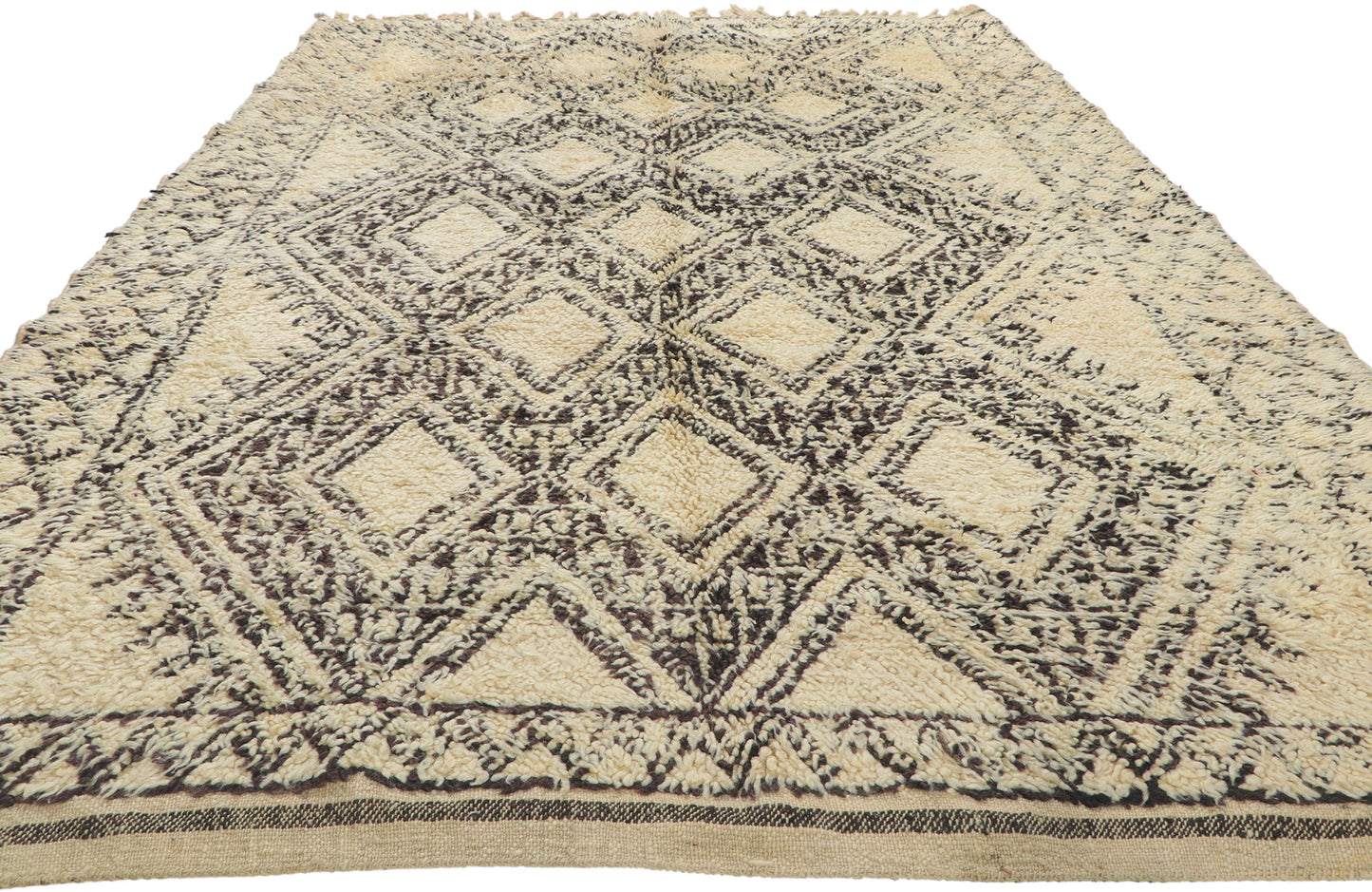 6 x 10 Vintage Moroccan Beni Ourain Rug 78385