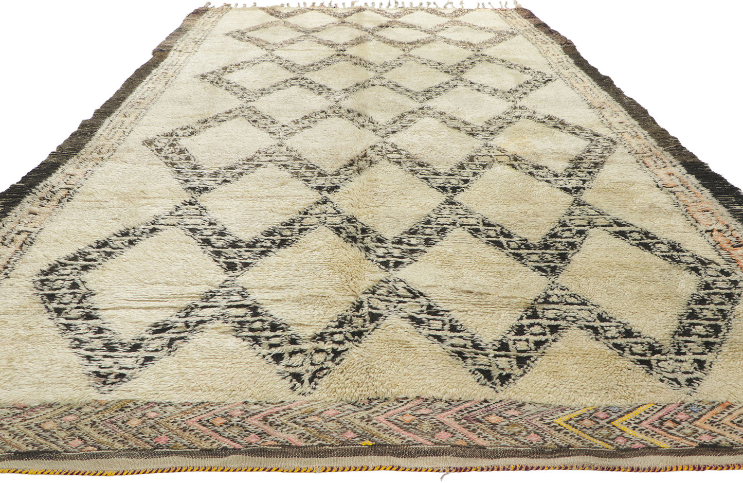 6 x 11 Vintage Moroccan Beni Ourain Rug 78372