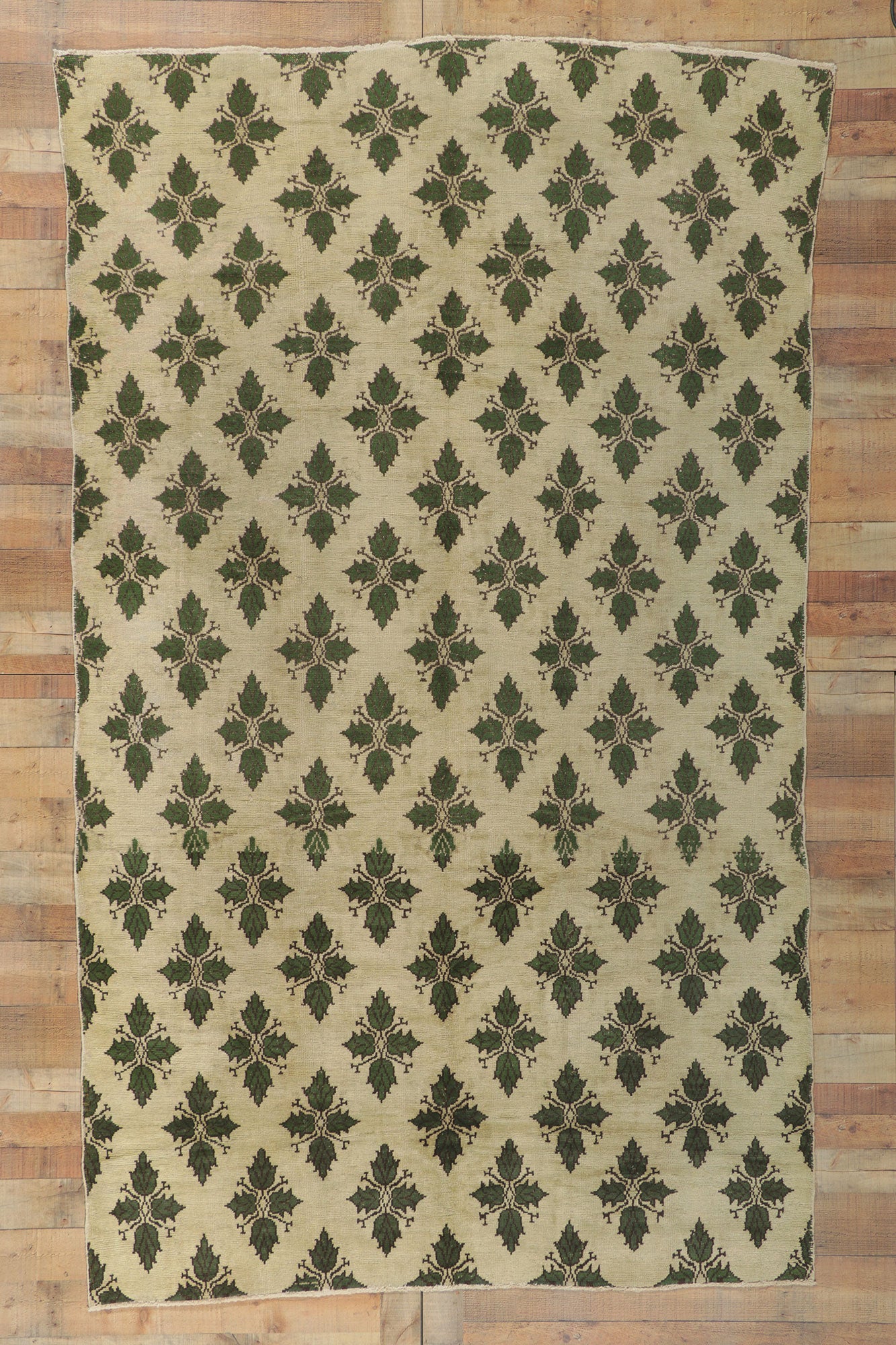 6 x 11 Vintage Turkish Oushak Rug 50219