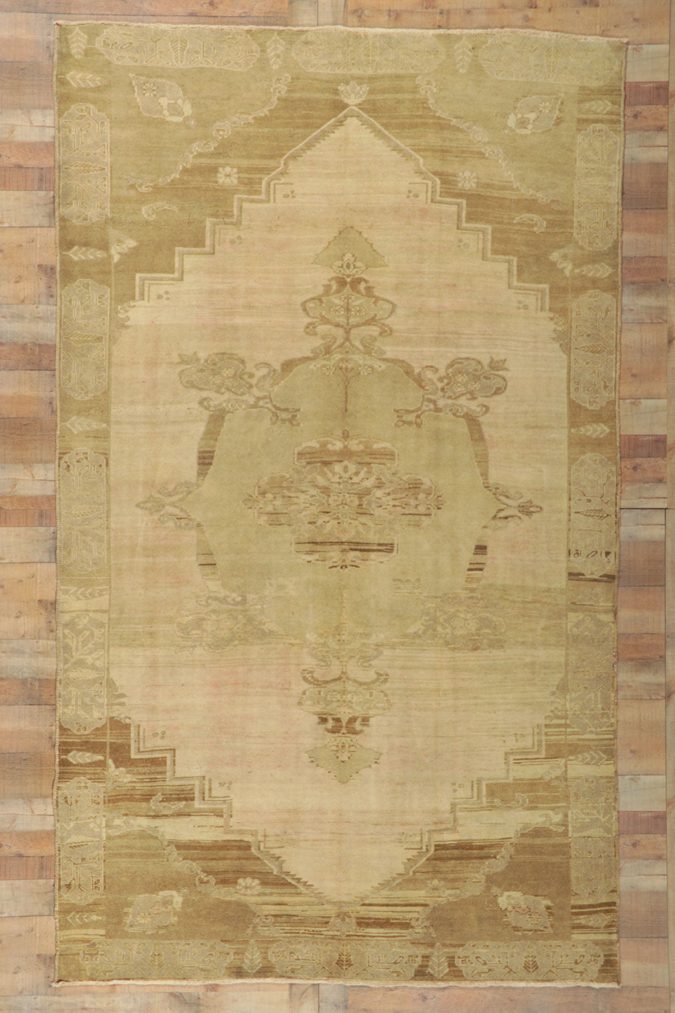 6 x 11 Vintage Turkish Oushak Rug 51381