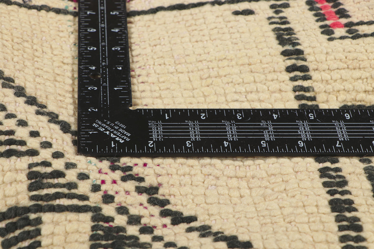 6 x 9 Vintage Moroccan Beni Ourain Rug 78390