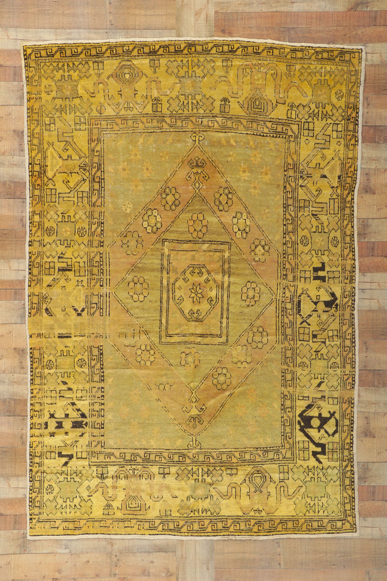 6 x 9 Vintage Turkish Oushak Rug 50299