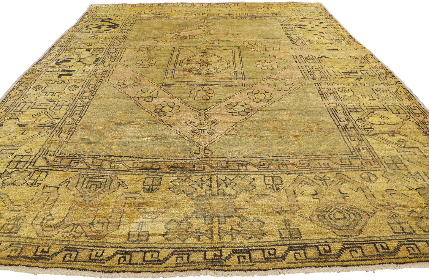 6 x 9 Vintage Turkish Oushak Rug 50299
