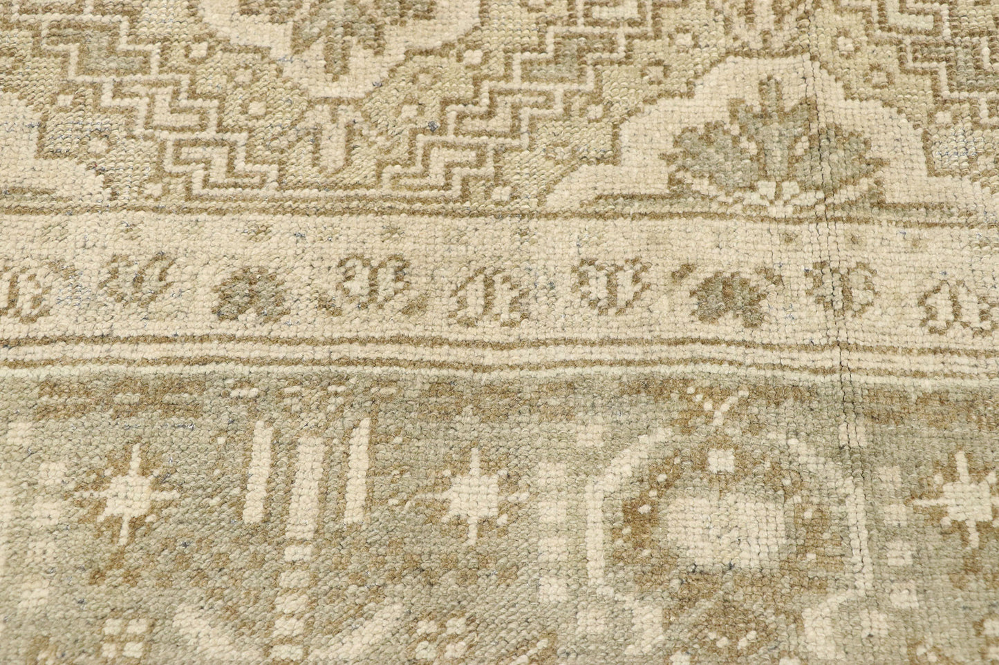 6 x 11 Vintage Turkish Oushak Rug 52834
