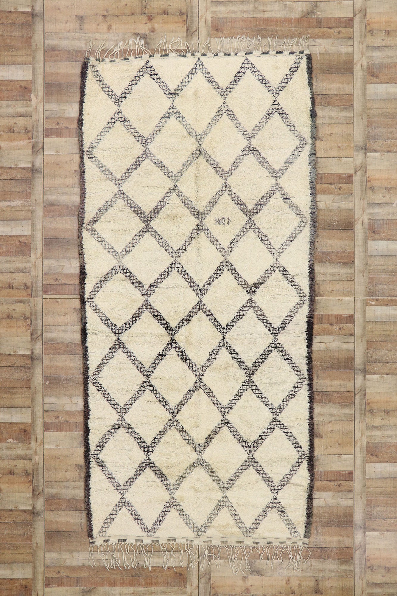 6 x 12 Vintage Moroccan Beni Ourain Rug 21414