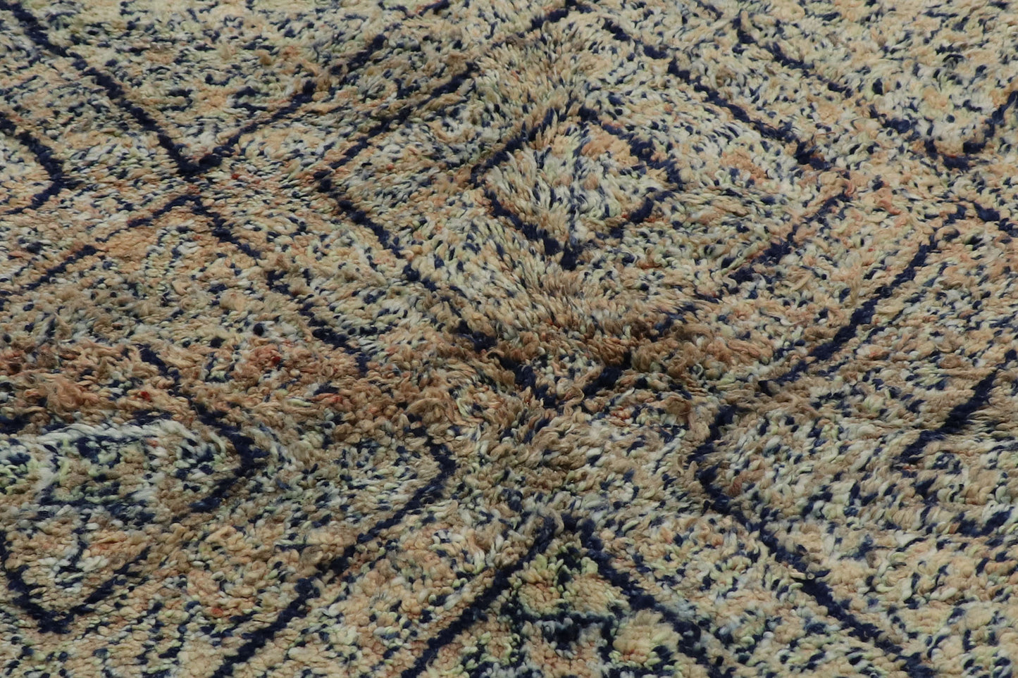 6 x 9 Vintage Beni MGuild Moroccan Rug 21291