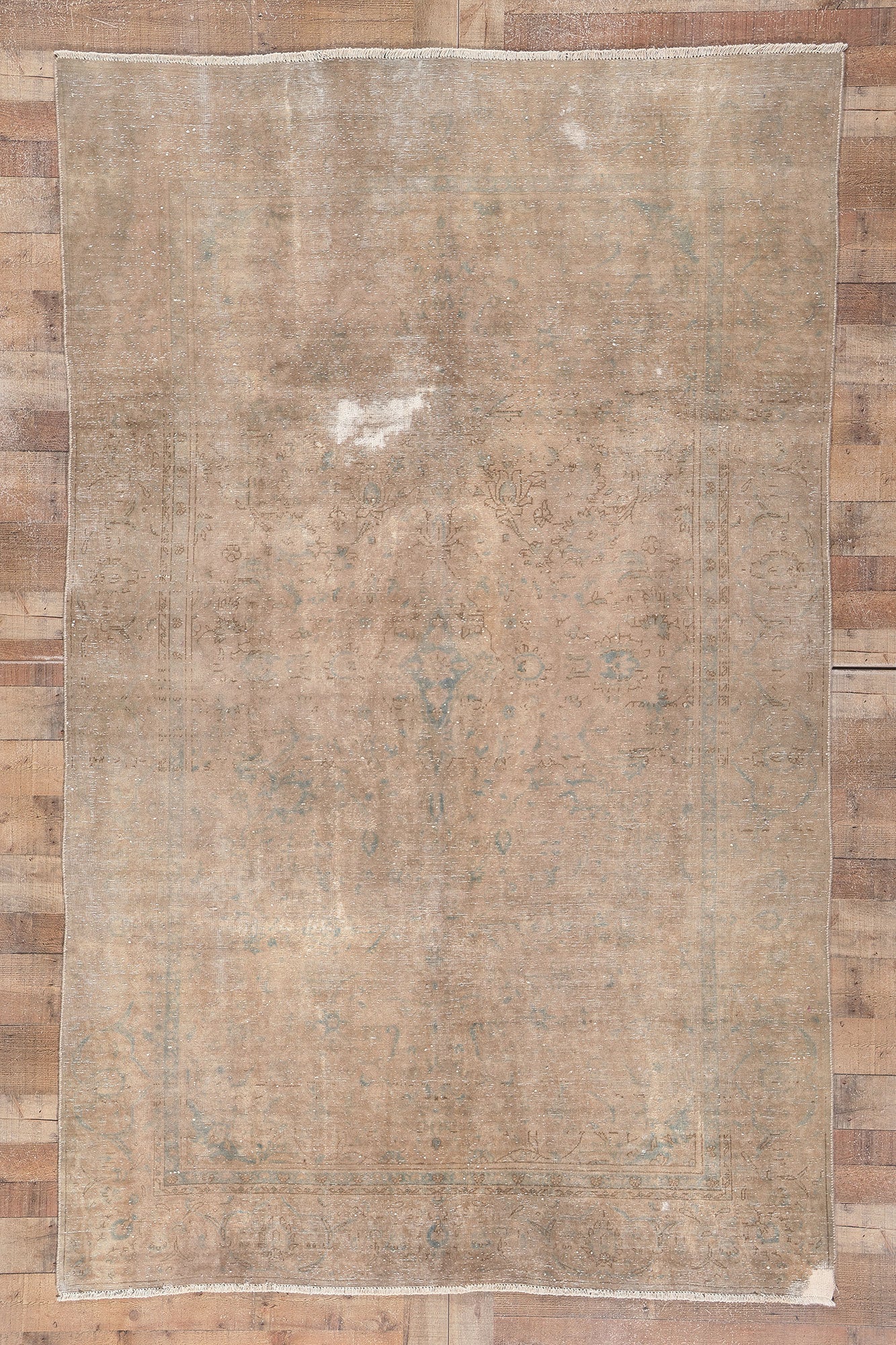 6 x 9 Antique Persian Kashan Rug 78600