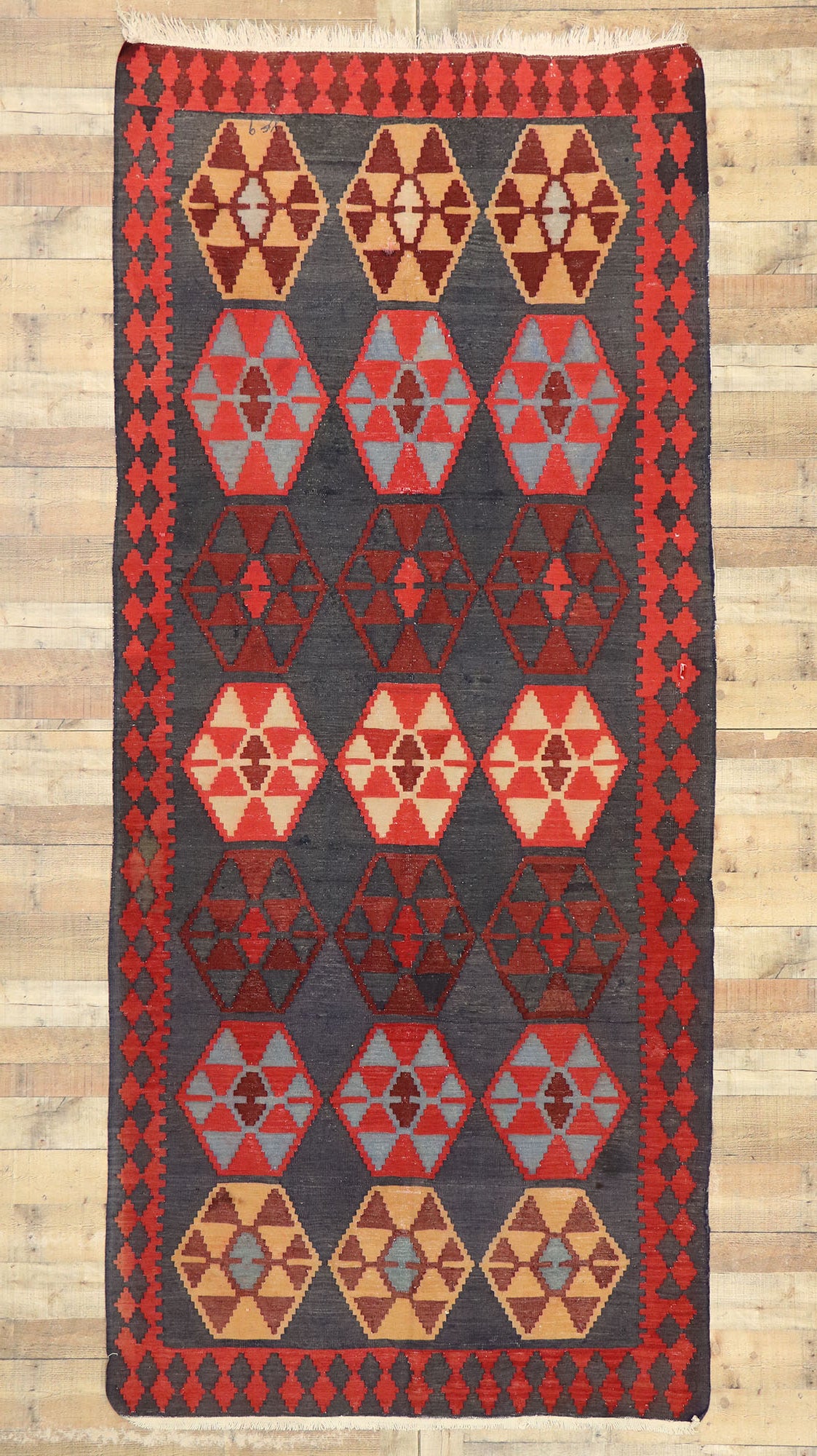 4 x 10 Vintage Persian Shiraz Kilim Rug 70559
