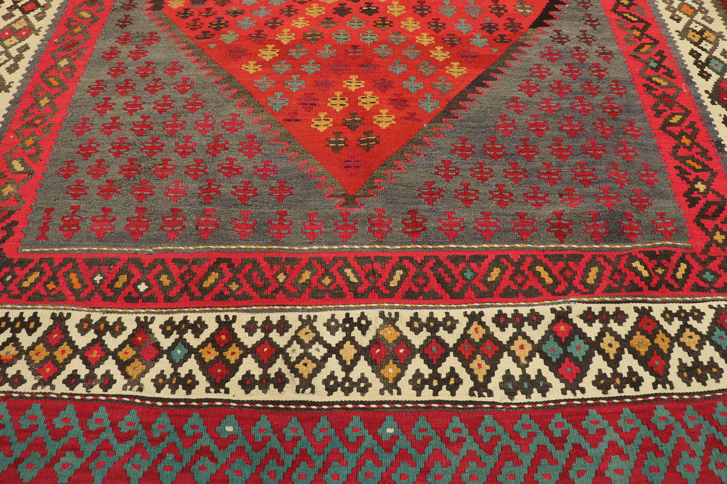 6 x 10 Vintage Persian Kilim Rug 70560