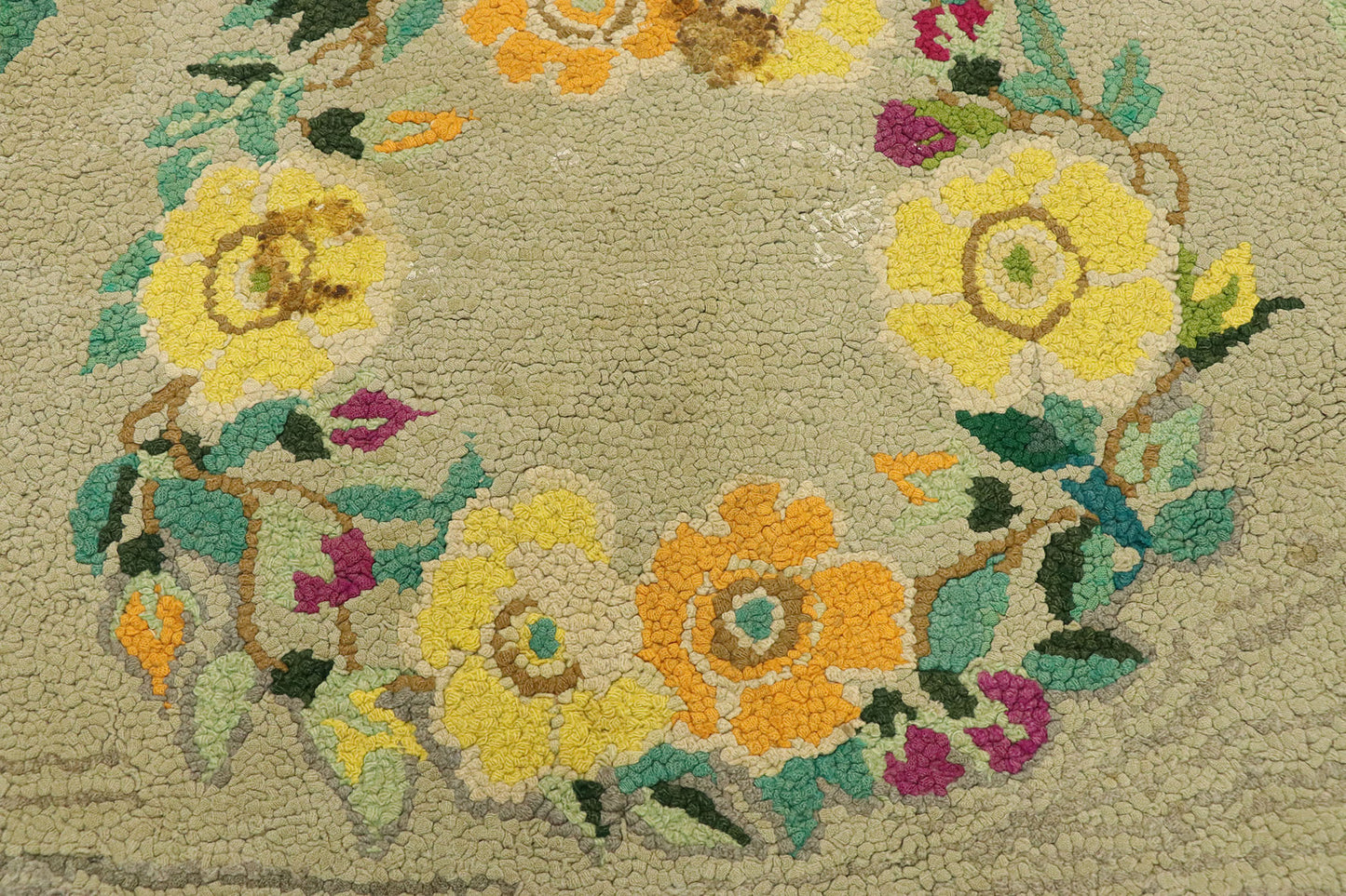 2 x 3 Antique American Hooked Rug 70855