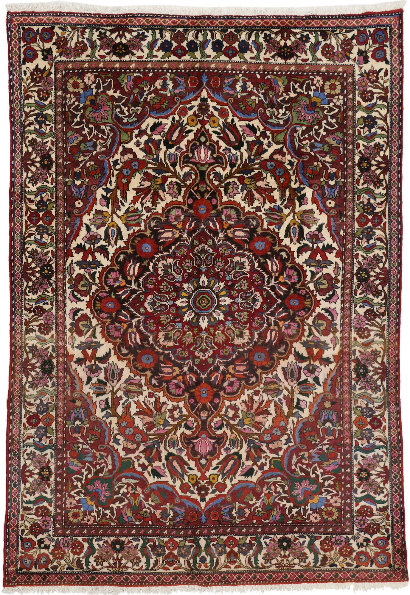 7 x 10 Vintage Persian Bakhtiari Rug 71962