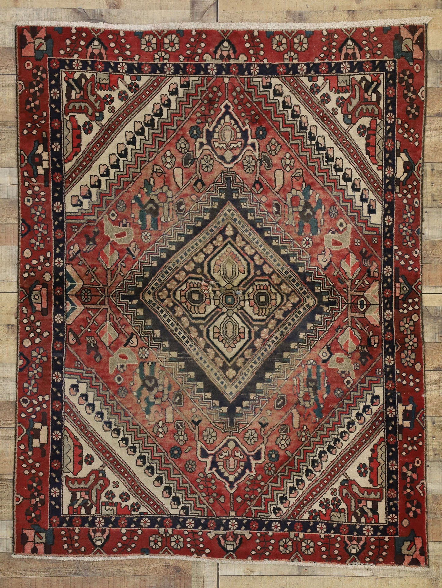 5 x 6 Vintage Persian Shiraz Rug 72118