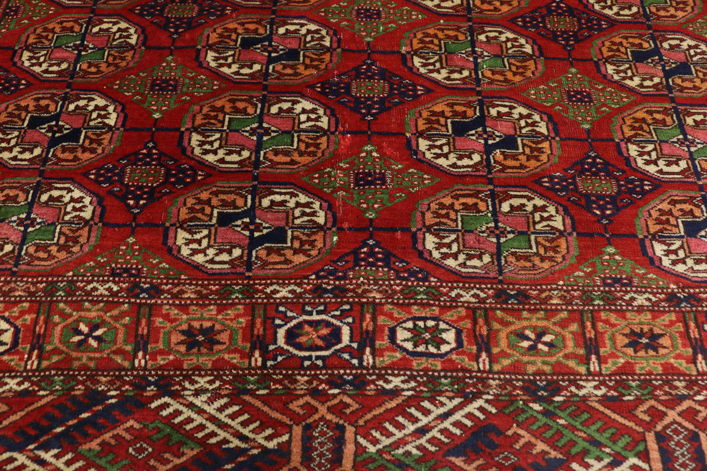 4 x 5 Antique Turkoman Tekke Rug 72745