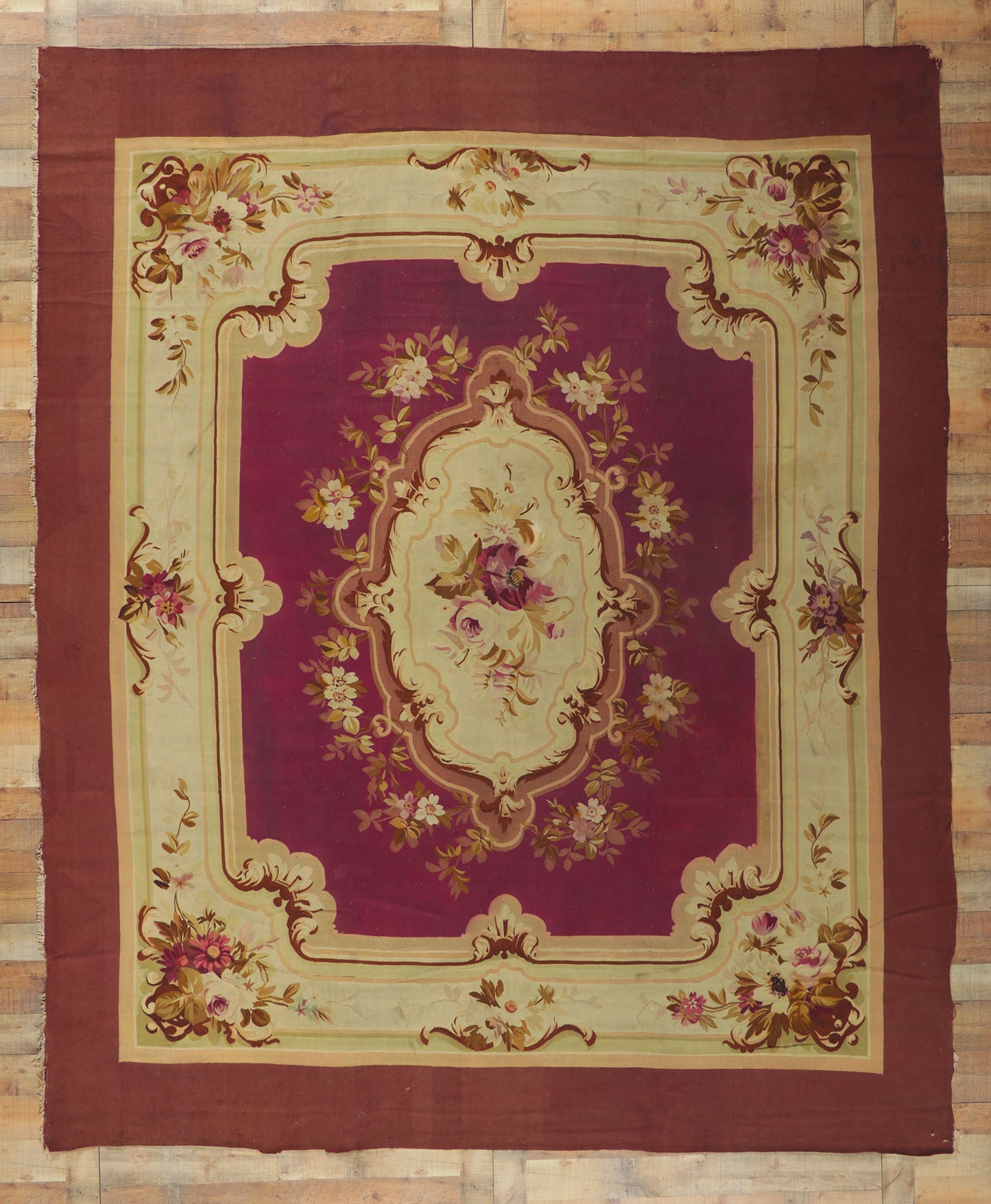 9 x 11 Antique French Aubusson Rug 73151