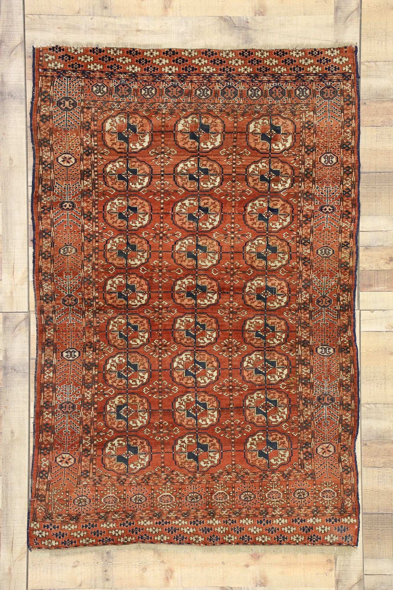 4 x 6 Antique Turkoman Tekke Rug 73274