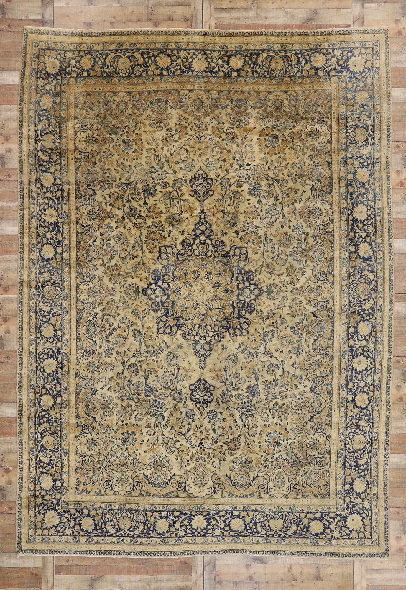 10 x 14 Antique Persian Kerman Rug 73582