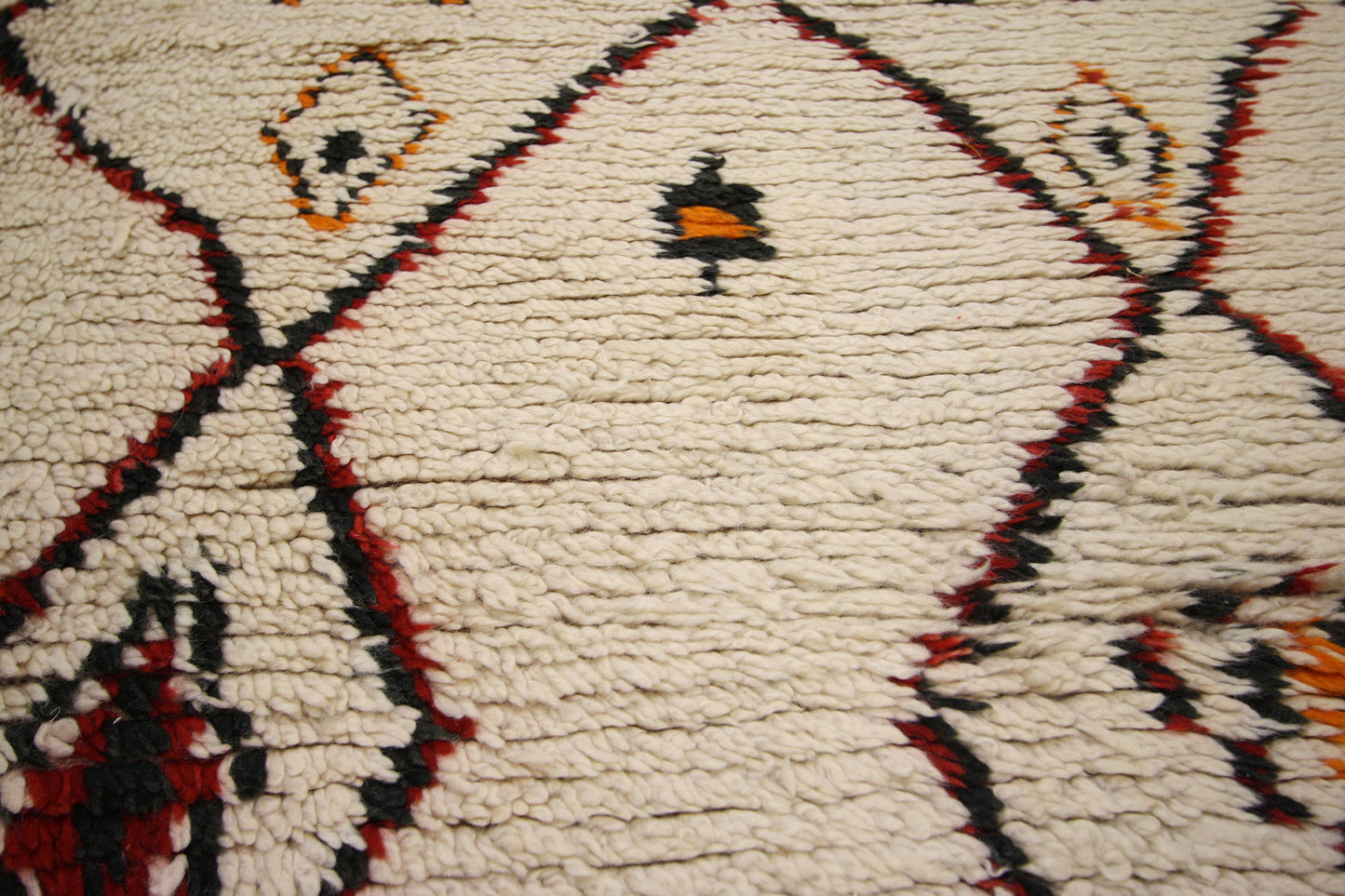 5 x 10 Vintage Moroccan Azilal Rug 74539