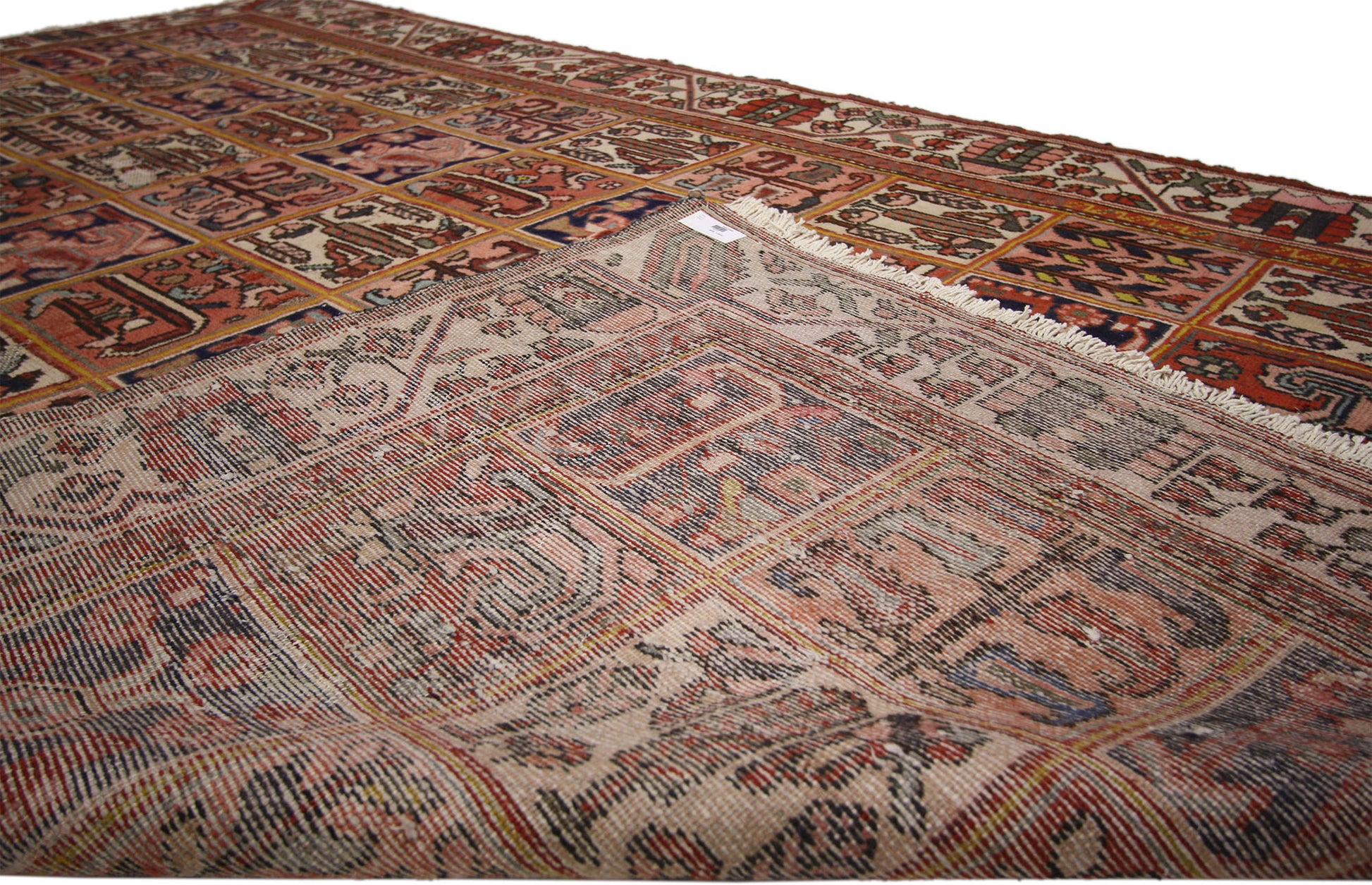 6 x 10 Vintage Persian Bakhtiari Rug 74579