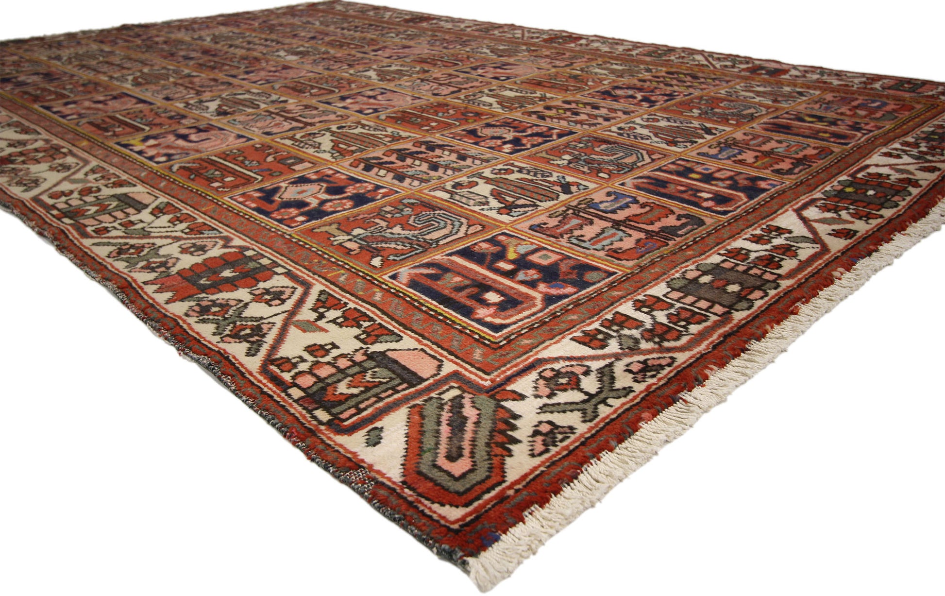 6 x 10 Vintage Persian Bakhtiari Rug 74579