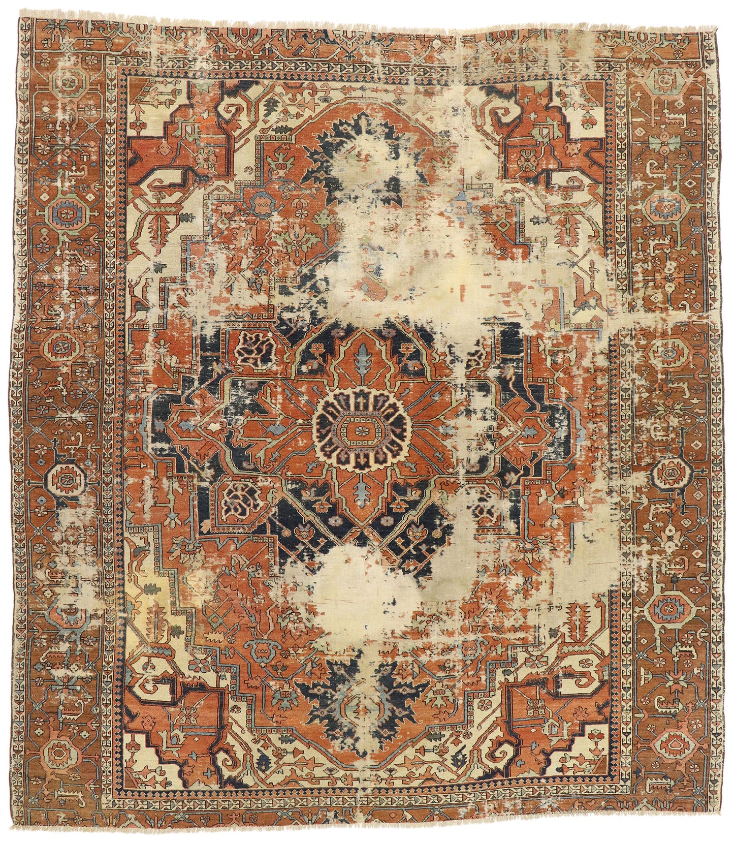 10 x 13 Antique Persian Serapi Rug 74951