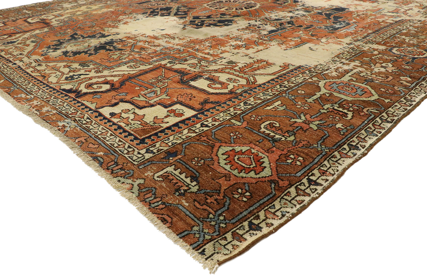 10 x 13 Antique Persian Serapi Rug 74951