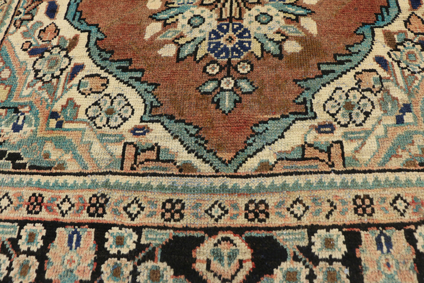 4 x 6 Vintage Persian Mahal Rug 75182