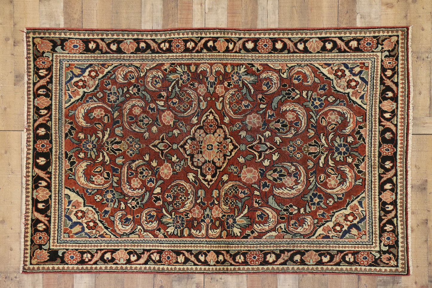 4 x 7 Vintage Persian Mahal Rug 75187