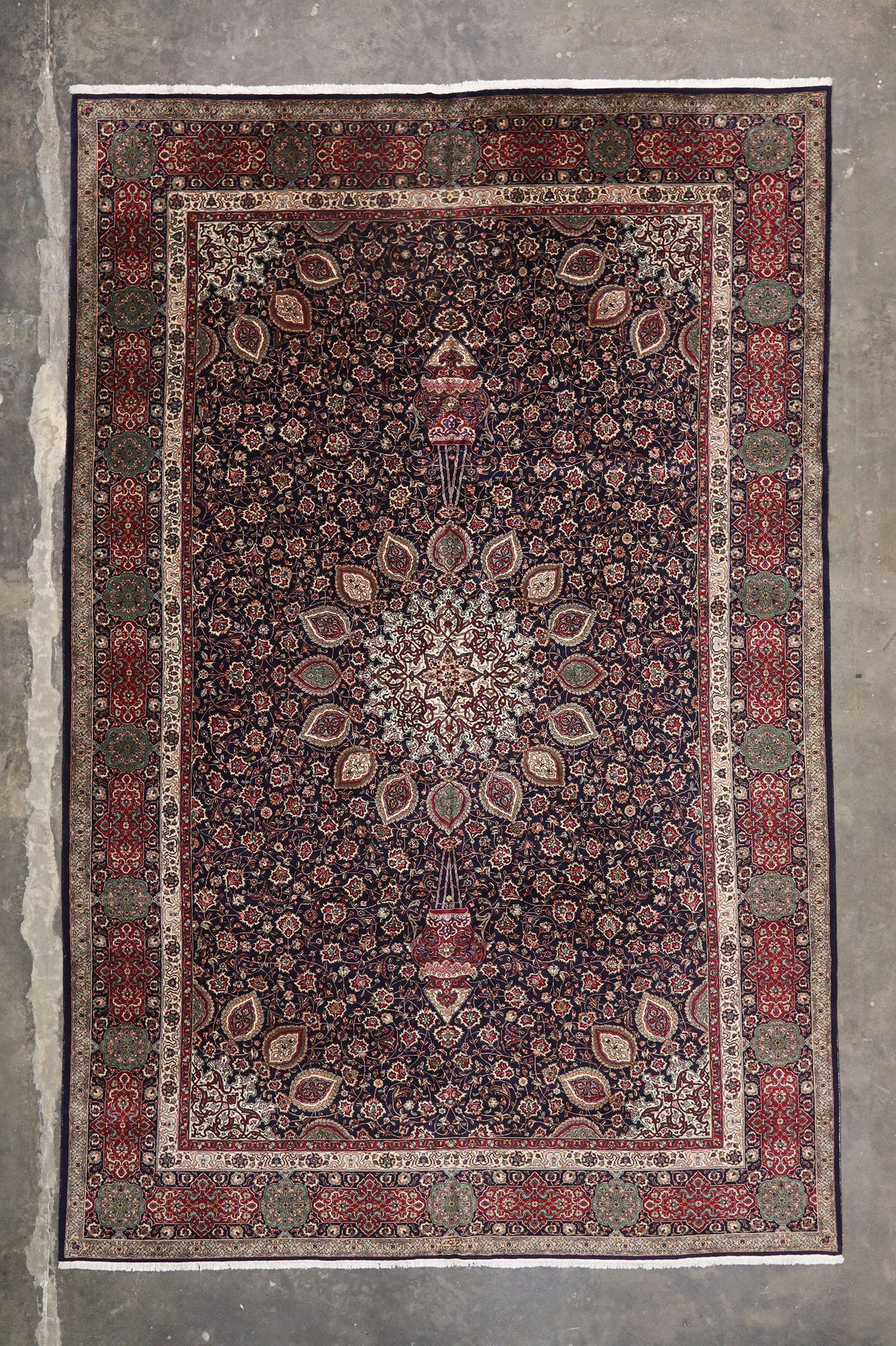 12 x 17 Vintage Persian Tabriz Rug 75664