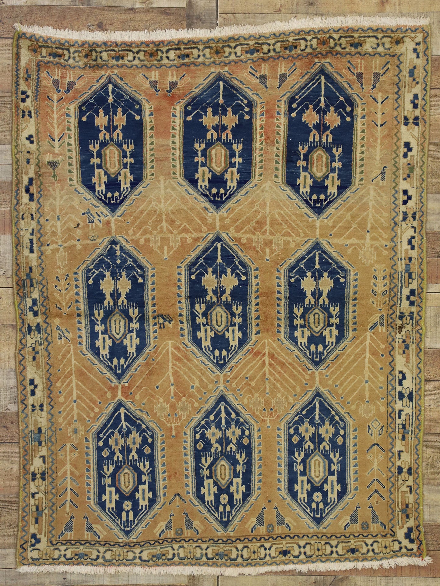 4 x 5 Vintage Sirjan Rug 75736